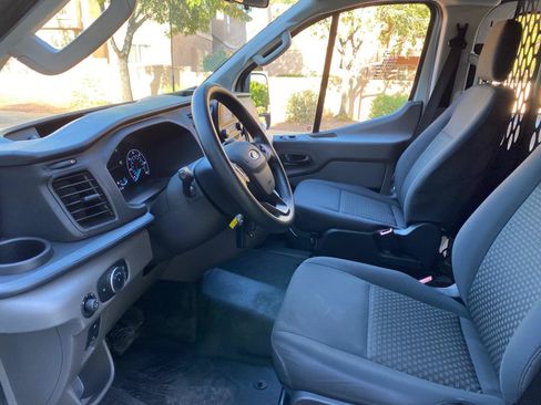 Used 2025 Ford Transit 250 Low Roof w/ Exterior Upgrade Package RWD image 29