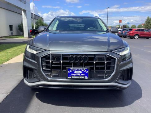 Used 2021 Audi Q8 Prestige w/ Prestige Package AWD/4WD image 3