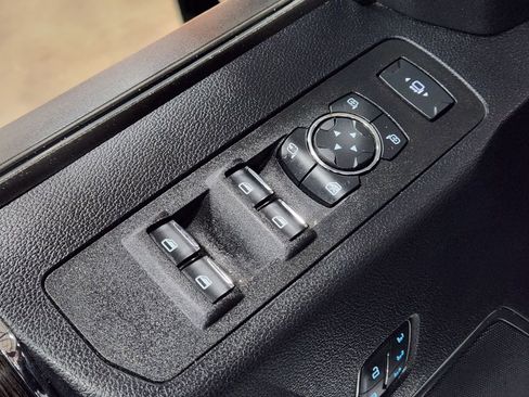 Used 2021 Ford F250 Lariat w/ Lariat Value Package image 43