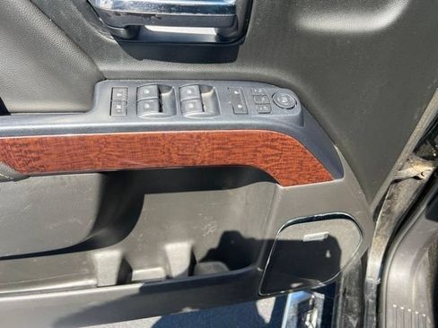 Used 2018 GMC Sierra 1500 SLT AWD/4WD image 23