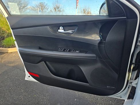 Used 2023 Kia Forte GT-Line w/ GT-Line Premium Package image 22