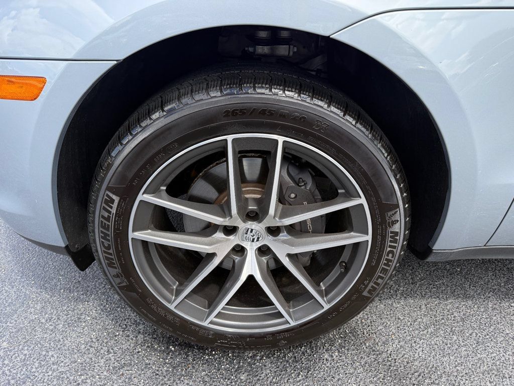 Used 2026 Porsche Macan AWD/4WD image 44