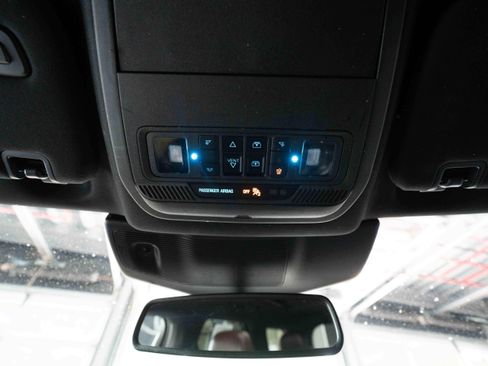 Used 2023 Ford Explorer Platinum w/ Technology Package AWD/4WD image 18