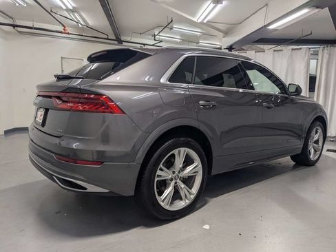 Used 2020 Audi Q8 Prestige w/ Prestige Package AWD/4WD image 3
