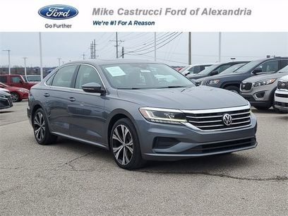 Used 2022 Volkswagen Passat 2.0T SE