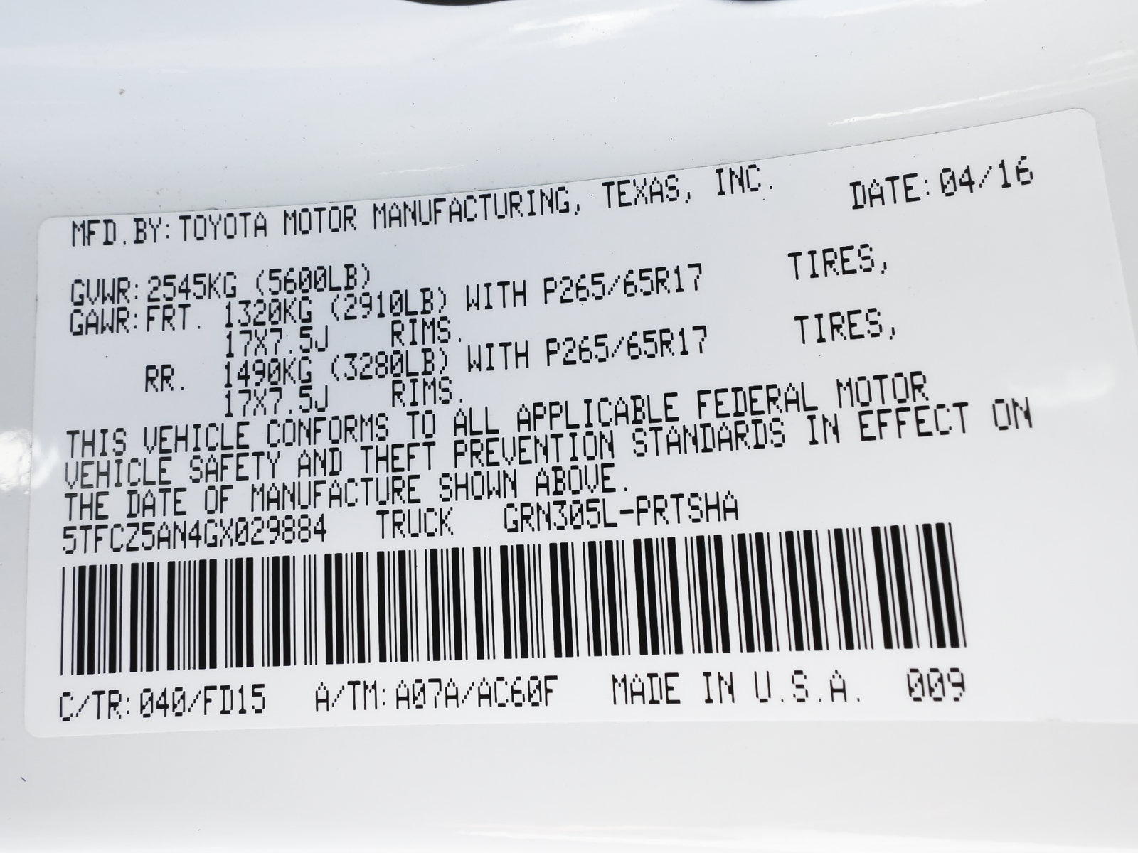 Used 2016 Toyota Tacoma TRD Sport w/ Towing Package AWD/4WD image 16