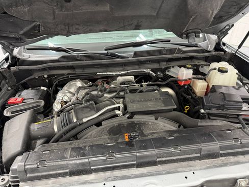 Used 2025 Chevrolet Silverado 2500 LTZ w/ LTZ Convenience Package image 55