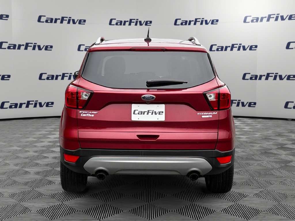 Used 2019 Ford Escape Titanium AWD/4WD image 4
