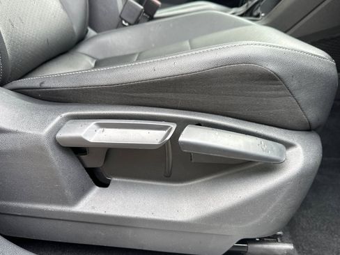 Used 2019 Volkswagen Tiguan SEL R-Line image 22