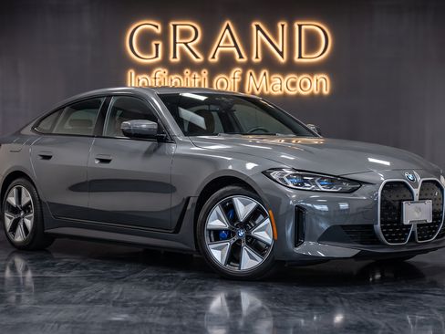 Used 2023 BMW i4 eDrive35 RWD image 1