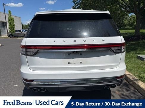 Used 2023 Lincoln Aviator AWD w/ Premium Package image 5