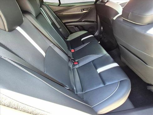 Used 2025 Toyota Camry SE w/ Convenience Package FWD image 20