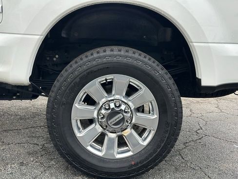 Certified 2022 Ford F350 Platinum w/ FX4 Off-Road Package image 28