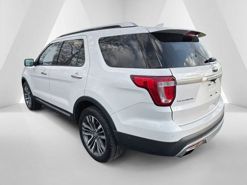 Used 2017 Ford Explorer Platinum image 5