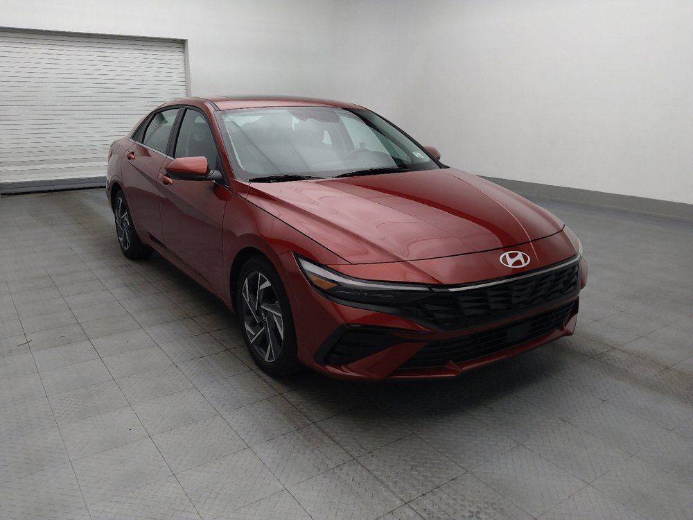 Used 2025 Hyundai Elantra SEL FWD image 13