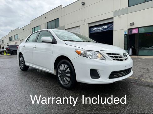 Used 2013 Toyota Corolla LE FWD image 1