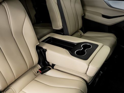 New 2026 Acura MDX Base image 36