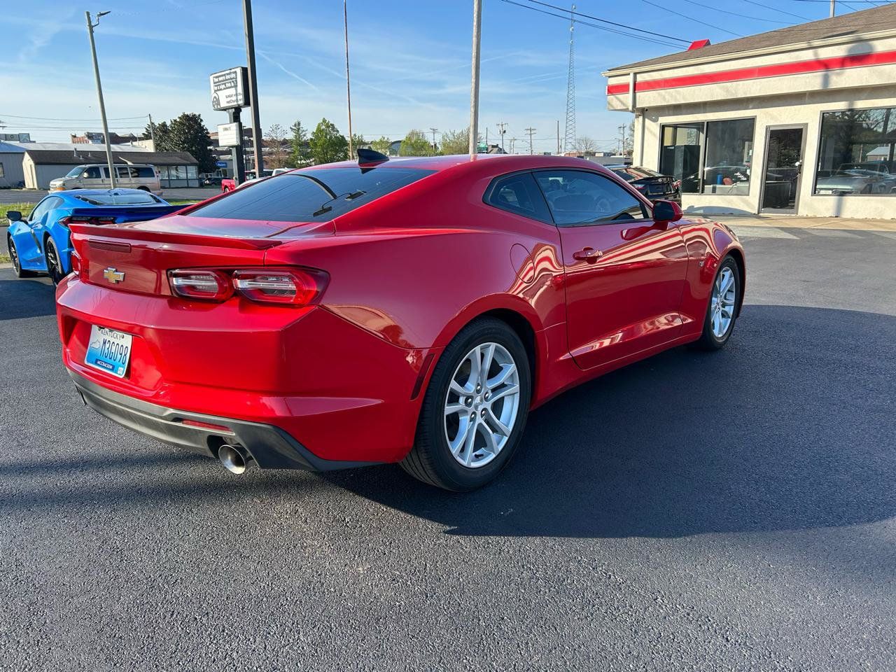 Used 2021 Chevrolet Camaro LS RWD image 5