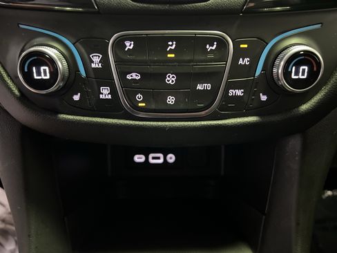 Certified 2024 Chevrolet Equinox RS w/ RS Leather Package AWD/4WD image 20