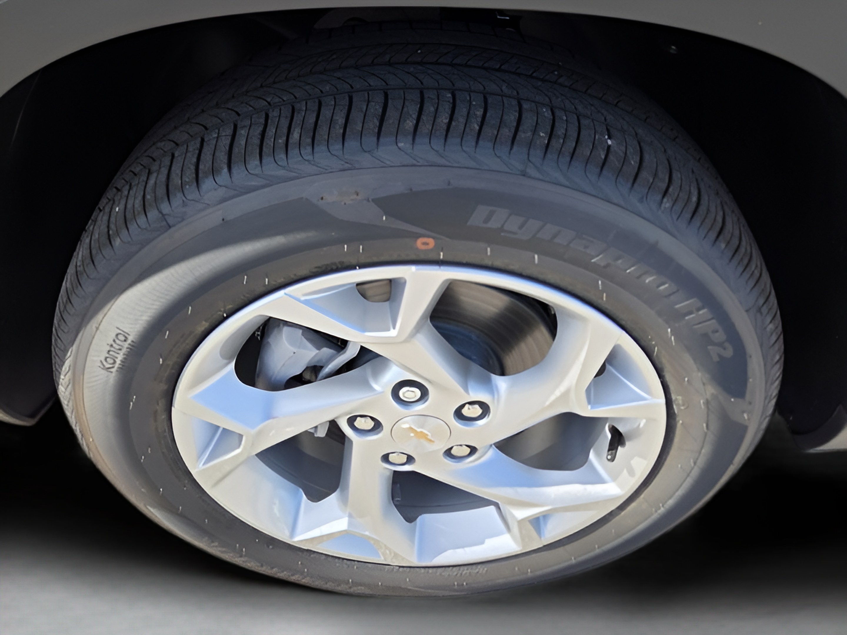 New 2026 Chevrolet Trax LS w/ LS Convenience Package FWD image 9