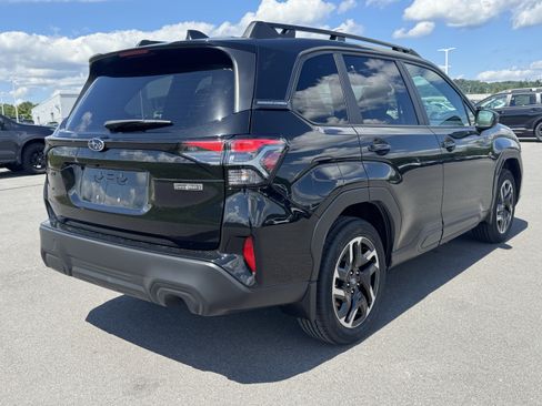 New 2026 Subaru Forester Touring AWD/4WD image 3