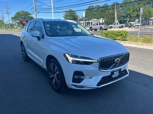 Used 2023 Volvo XC60 B5 Plus w/ Climate Package AWD/4WD image 6