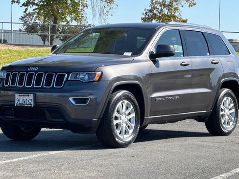 Used 2021 Jeep Grand Cherokee Laredo w/ Security & Convenience Group image 7