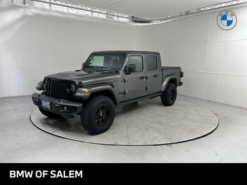 Used 2022 Jeep Gladiator Sport AWD/4WD image 1