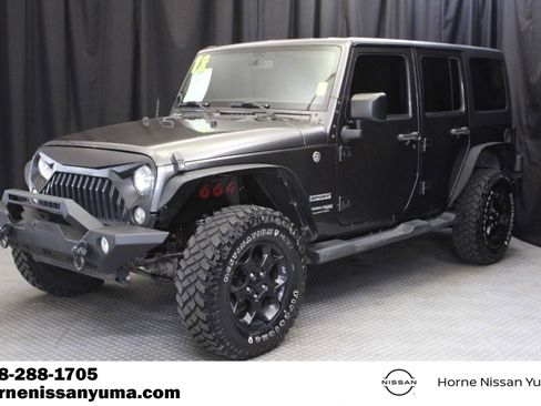 Used 2018 Jeep Wrangler Unlimited Sport S AWD/4WD image 3
