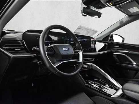New 2025 Audi Q5 Premium Plus image 10