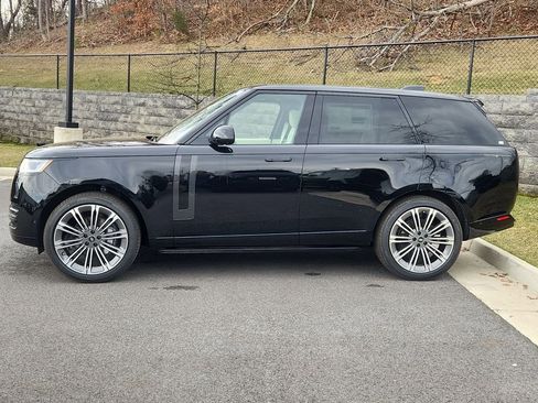 New 2025 Land Rover Range Rover SE AWD/4WD image 6
