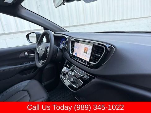 New 2026 Chrysler Voyager LX image 35