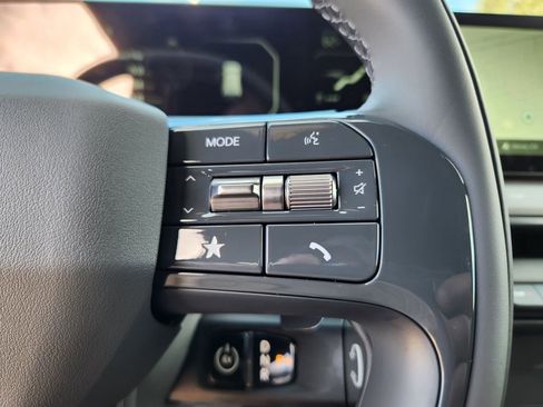 New 2026 Kia EV9 Land image 15