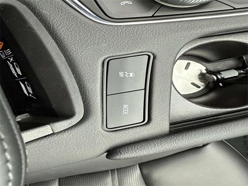 Used 2024 Cadillac XT6 Sport w/ Platinum Package image 24