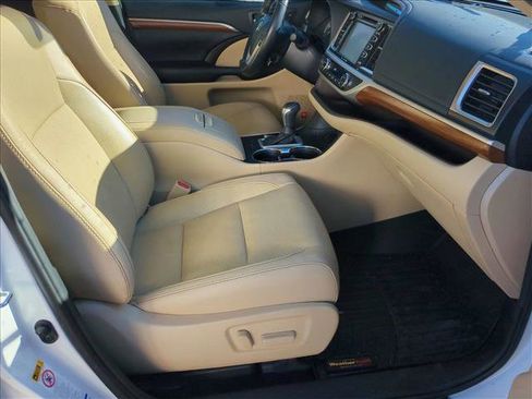 Used 2019 Toyota Highlander Limited Platinum image 20