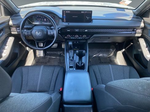 Used 2025 Honda Accord Sport image 10