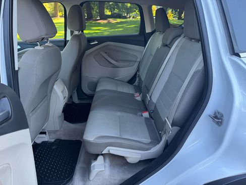 Used 2013 Ford Escape SE image 12