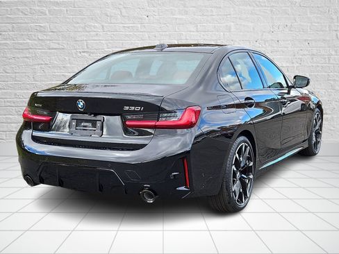 New 2026 BMW 330i xDrive Sedan w/ M Sport Package image 4