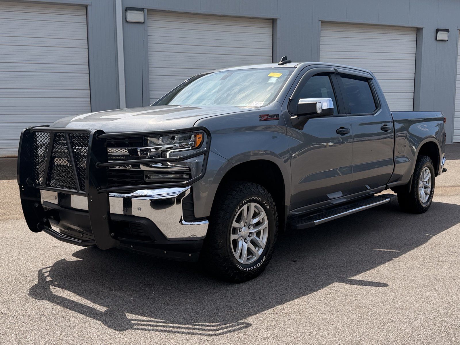 Used 2022 Chevrolet Silverado 1500 LT AWD/4WD image 7