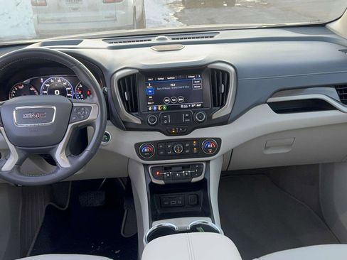 Used 2022 GMC Terrain Denali w/ Denali Premium Package image 17