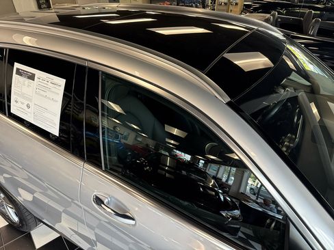 Used 2020 Mercedes-Benz GLC 300 4MATIC image 7