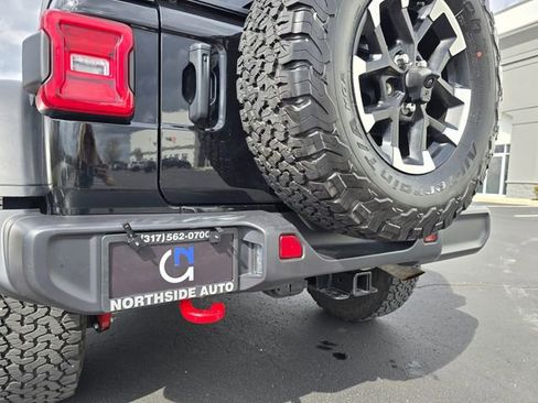 Used 2025 Jeep Wrangler Unlimited Rubicon image 35