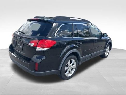 Used 2014 Subaru Outback 2.5i Limited w/ Moonroof Package image 9