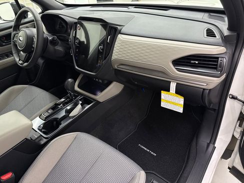 Used 2026 Subaru Forester Premium AWD/4WD image 23
