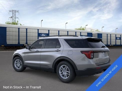 New 2026 Ford Explorer Active AWD/4WD image 4