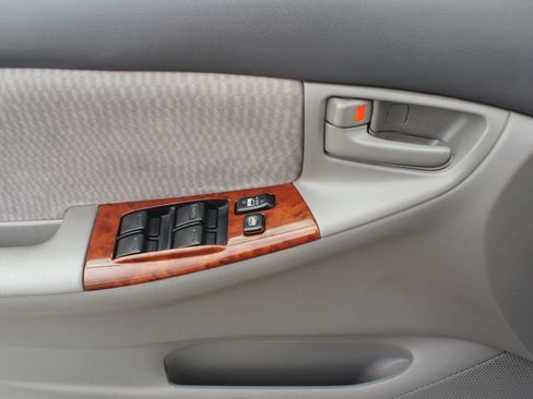 Used 2008 Toyota Corolla LE image 17