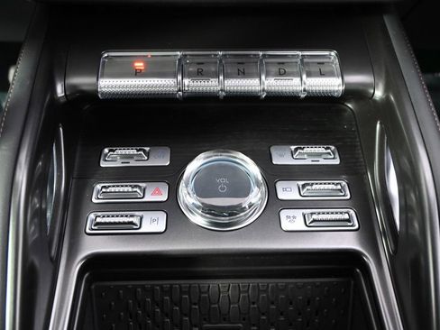 New 2026 Lincoln Nautilus Reserve w/ Jet Appearance Package AWD/4WD image 28