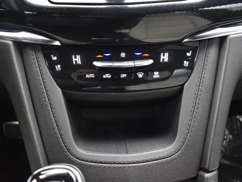 Certified 2023 Cadillac XT6 Sport w/ Technology Package image 21