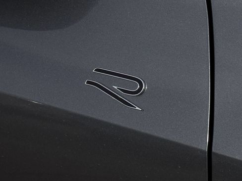 New 2026 Volkswagen Tiguan SE R-Line FWD image 12