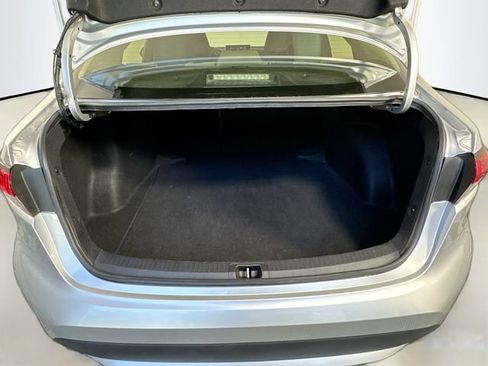 Certified 2021 Toyota Corolla LE FWD image 27